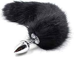 PLUG DE METAL COM RABO DE RAPOSA preto ( P )