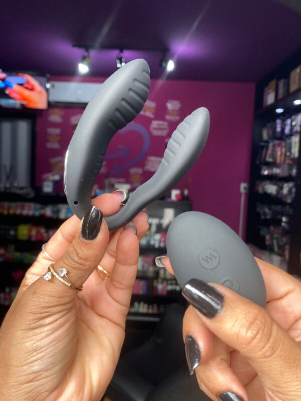 Vibrador de casal com 10 intensidades (1204) recarregável