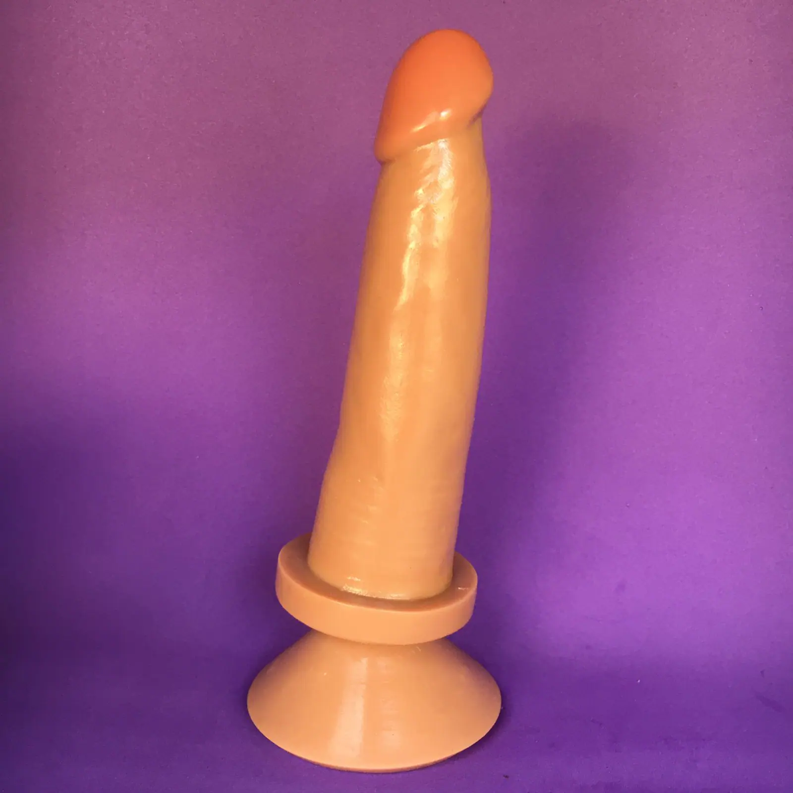 Levi – Pênis Realístico Premium C/ Ventosa 16 X4,0cm