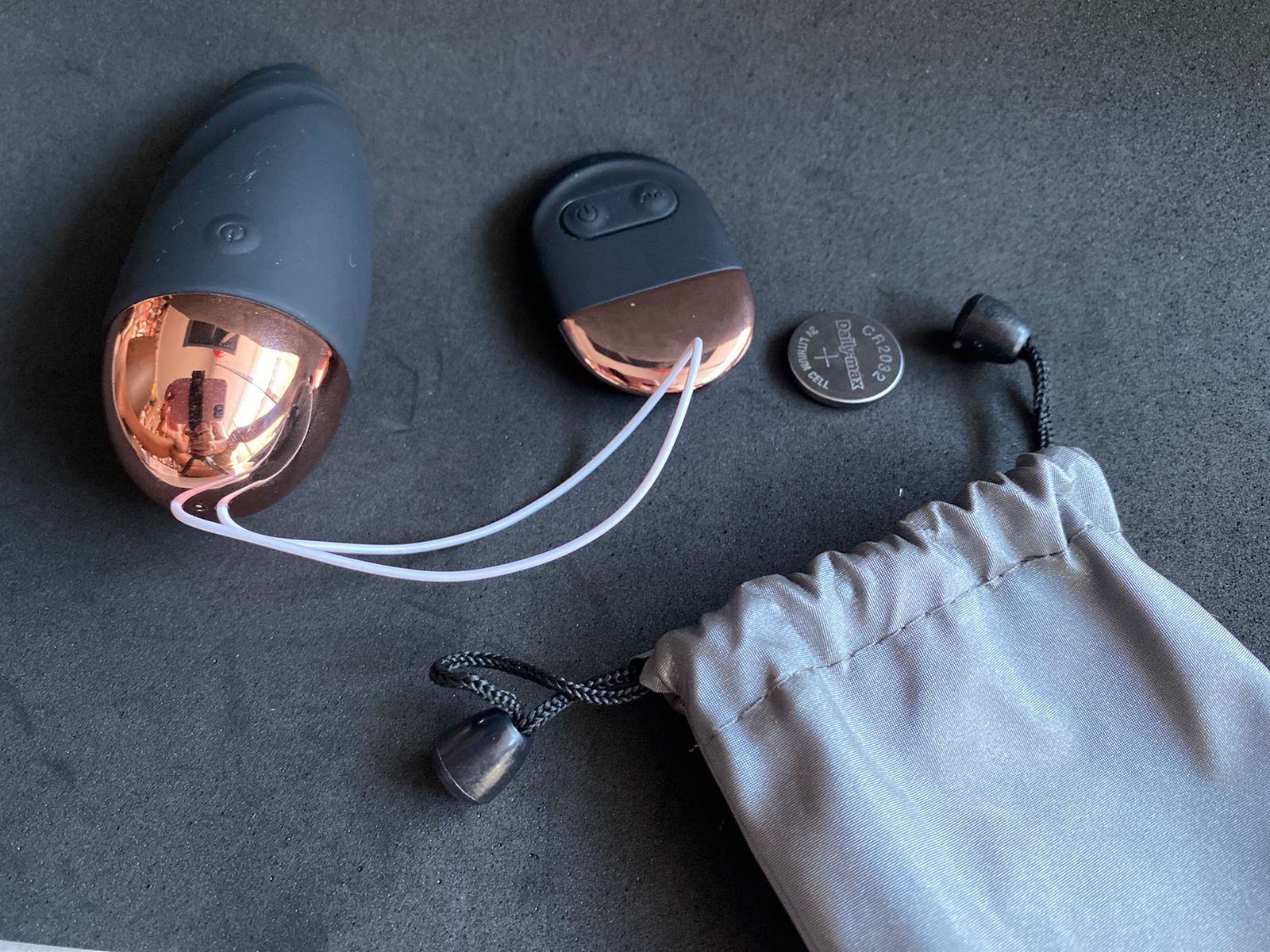 BULL3T COM CONTROLE REMOTO E 10 intensidades (BW0056) pilha