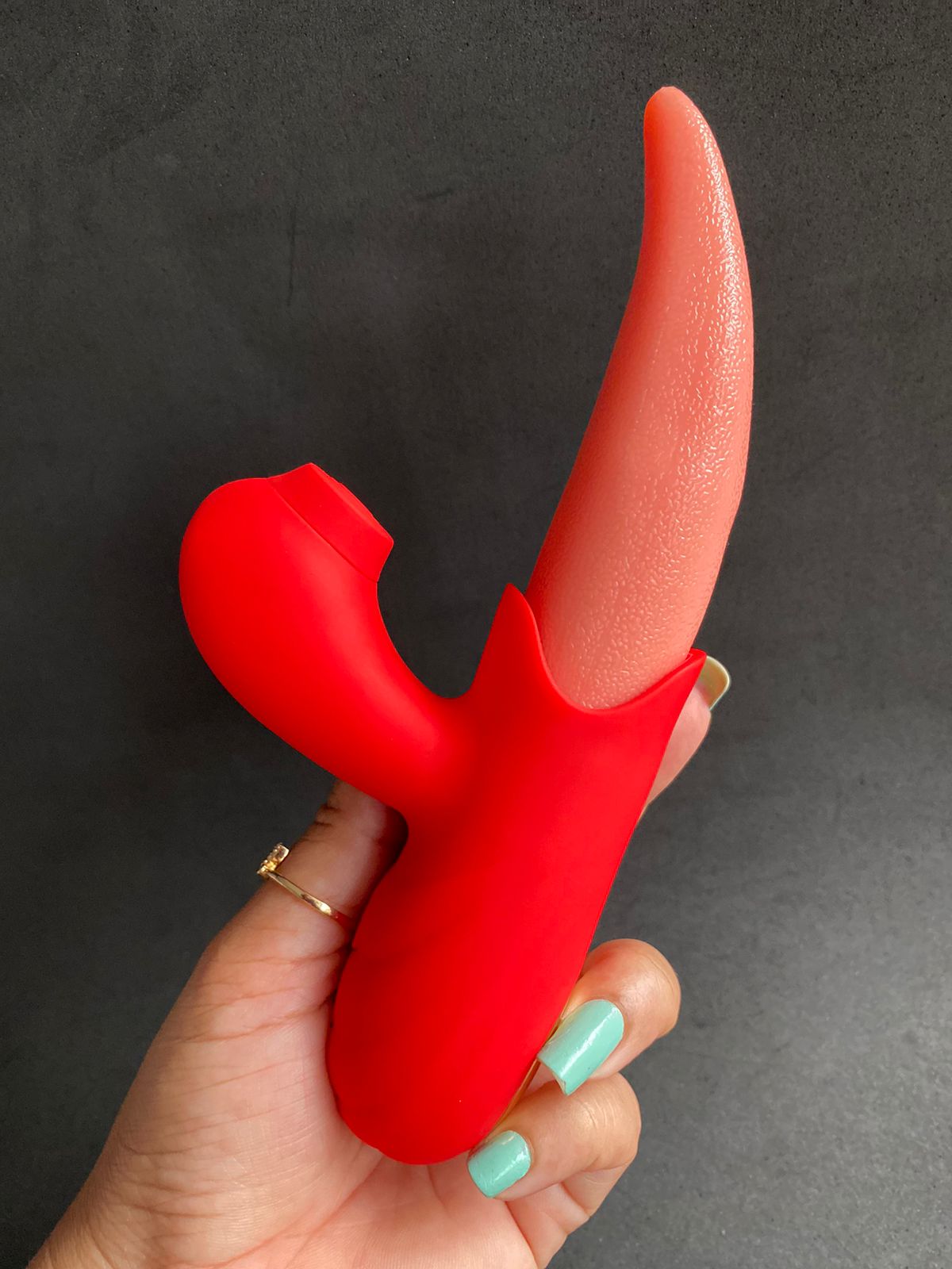 Estimulador clitóriano em formato de língua 10 intensidades (5358) recarregável — foto 2