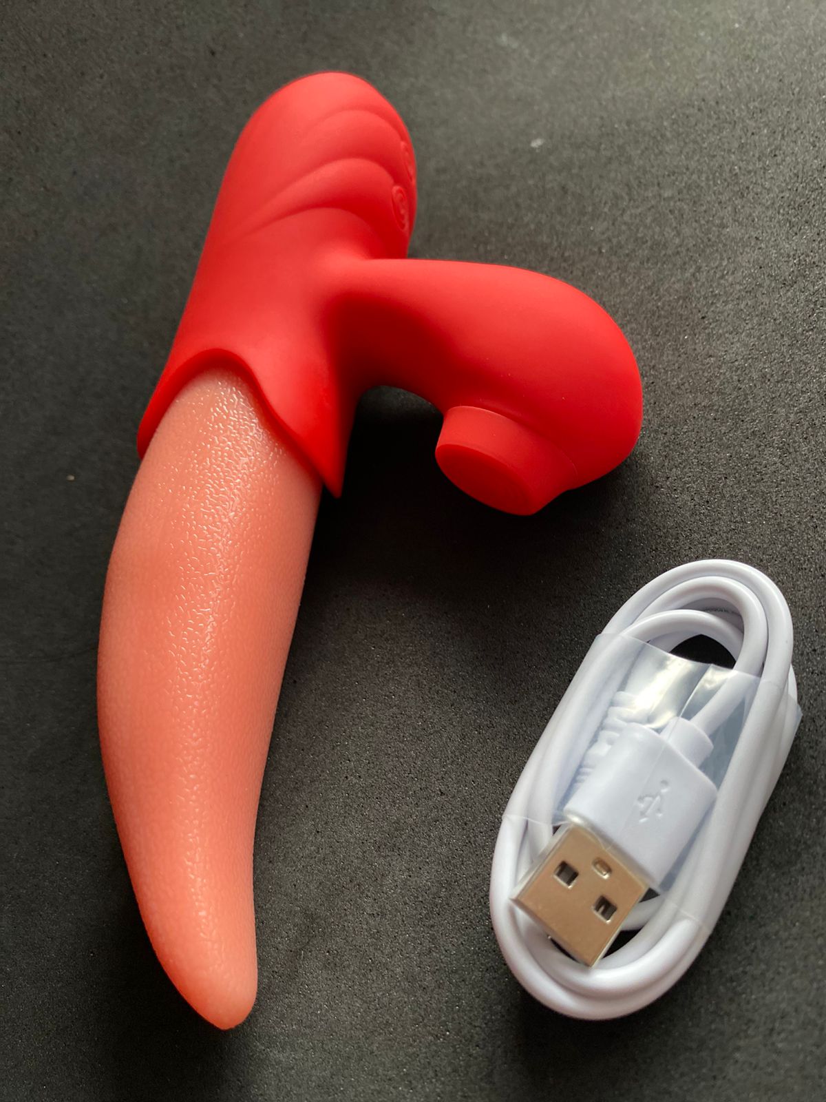 Estimulador clitóriano em formato de língua 10 intensidades (5358) recarregável — foto 3