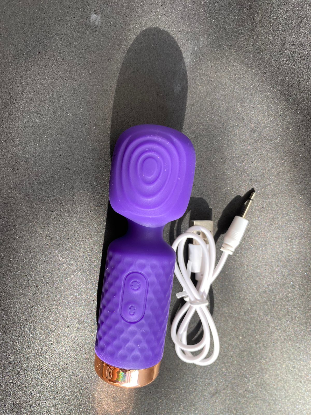 Mini varinha mágica com 10 modos de v1br4ç40 (2148) recarregável