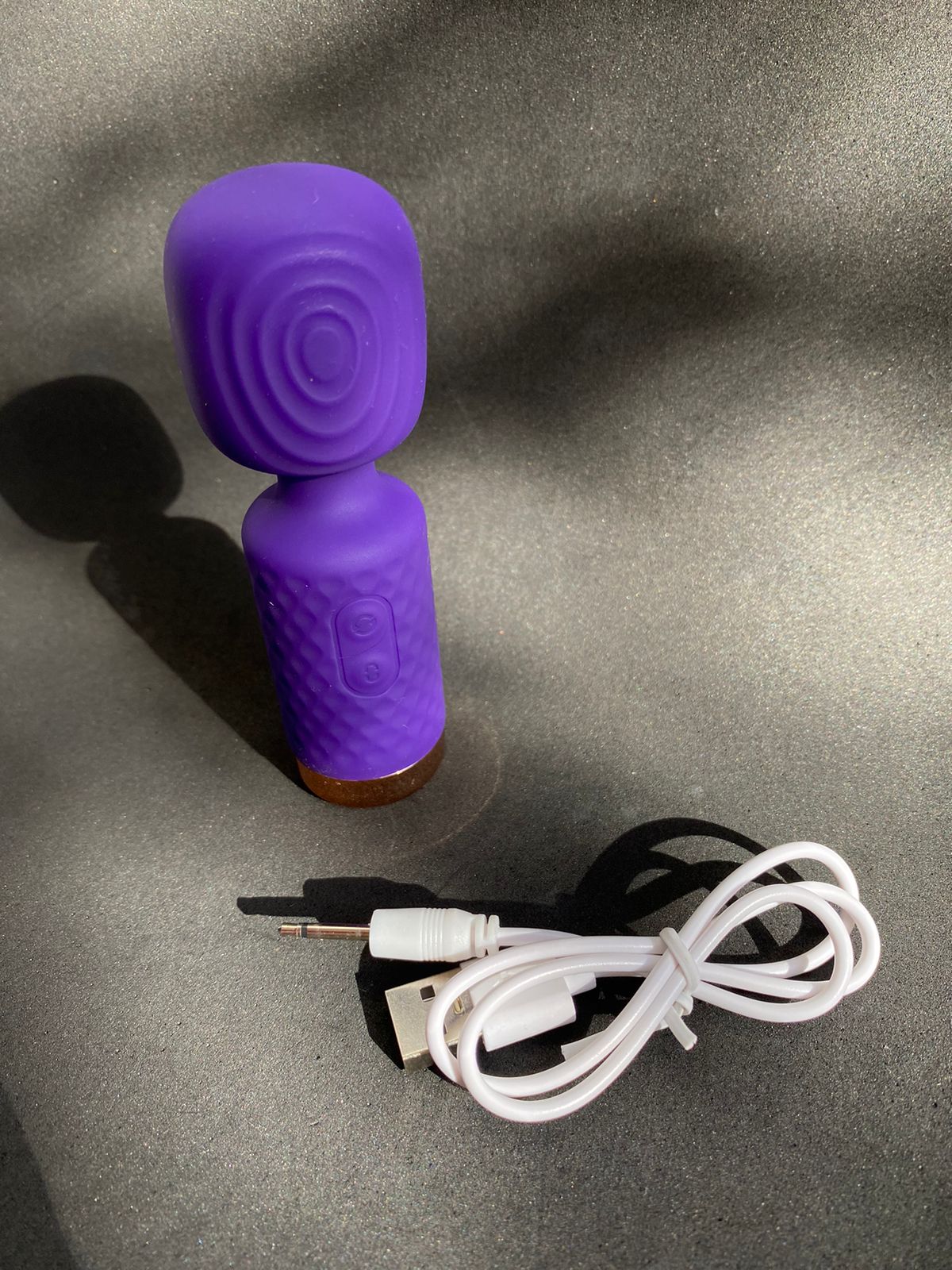 Mini varinha mágica com 10 modos de v1br4ç40 (2148) recarregável