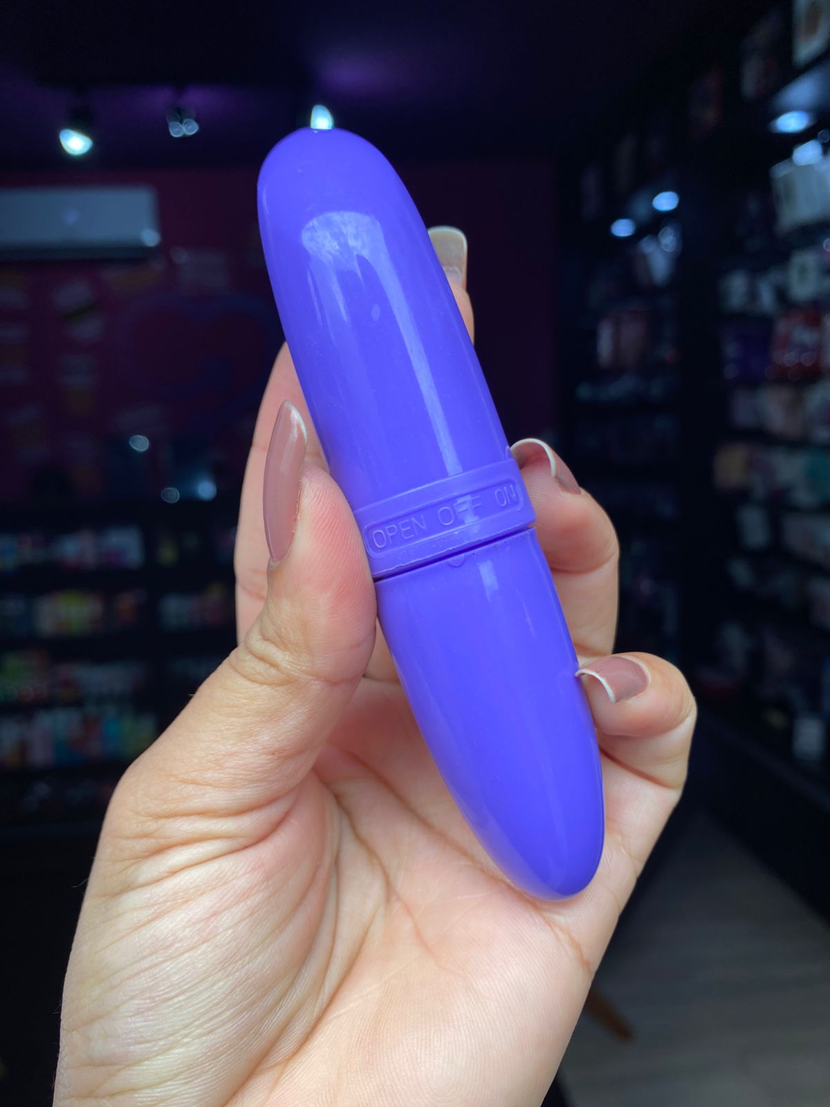 Batom do Pr4z3r -V1BR4D0R em formato de batom 01 intendidade (001) pilha