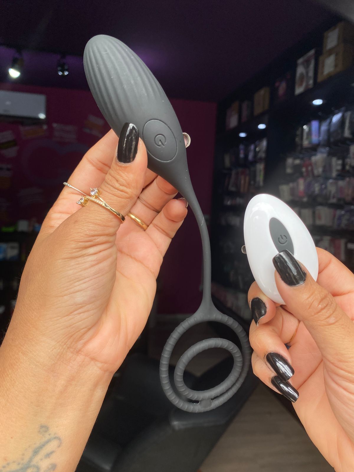 Anel peniano com vibro e anel escrotal com controle sem fio e aplicativo de celular (2186) recarregável