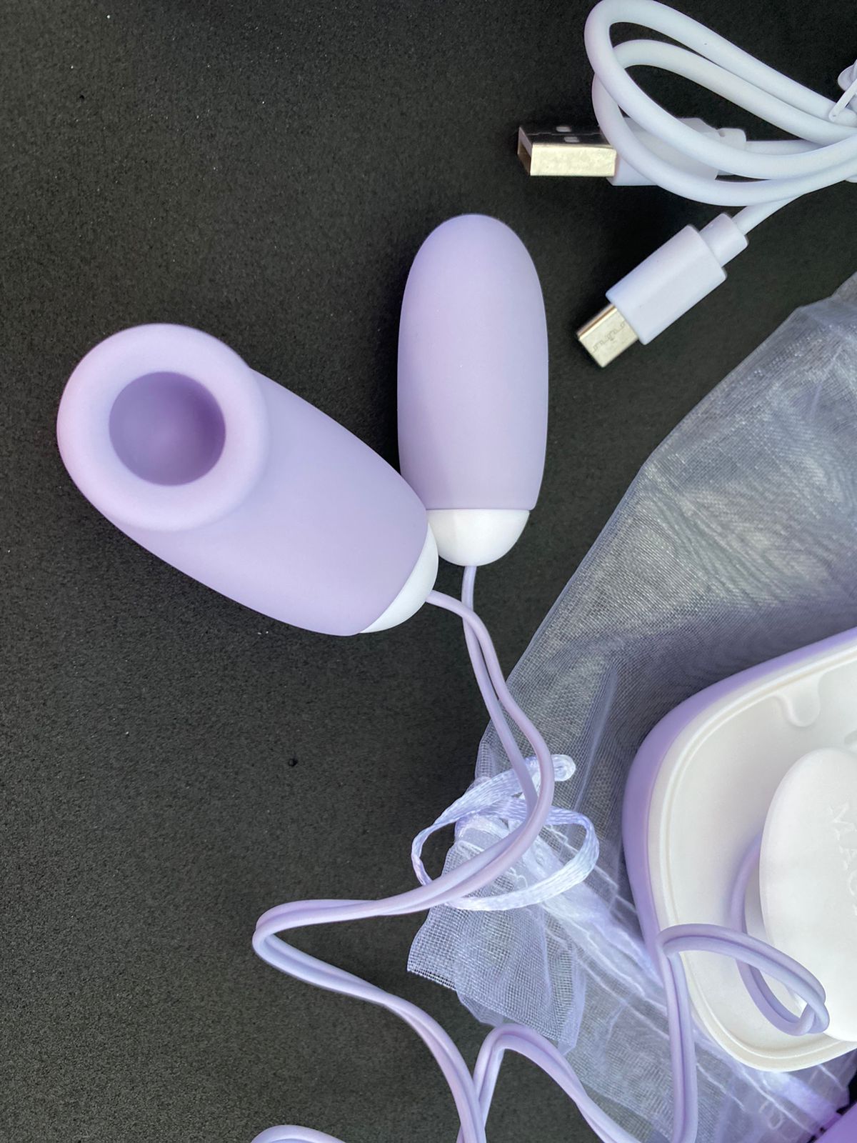 v1br4d0r clitoriano com capsula v1br4t0r14 e pulsação 10 intensidades (OV044A) USB