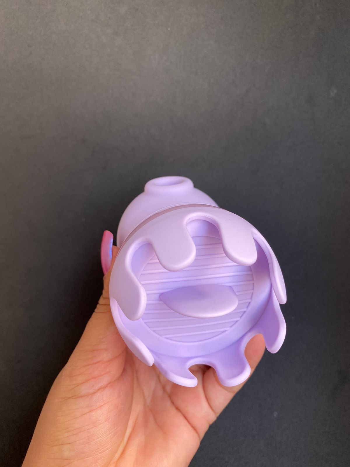 V1br4d0r de cl1t0r1s polvo com pulsação +linguinha 10 intesidades (8249) recarregável