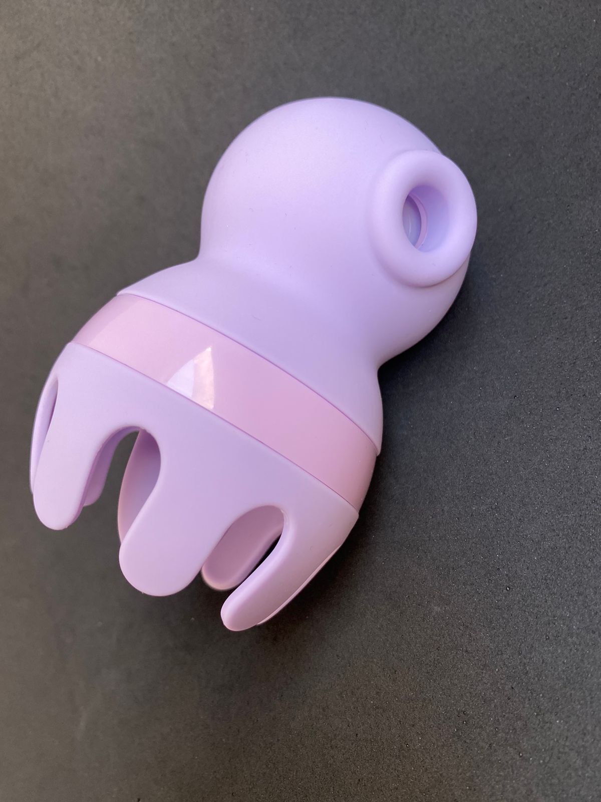 V1br4d0r de cl1t0r1s polvo com pulsação +linguinha 10 intesidades (8249) recarregável