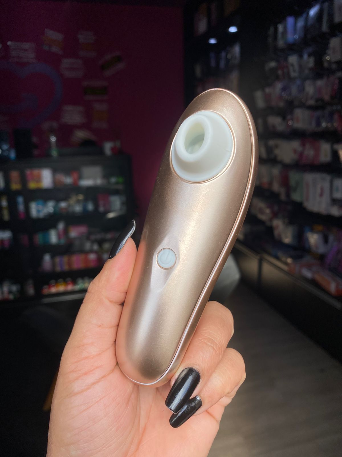 V1br4d0r de cl1t0r1s com pulsação- 10 intensidades (1505) dourado