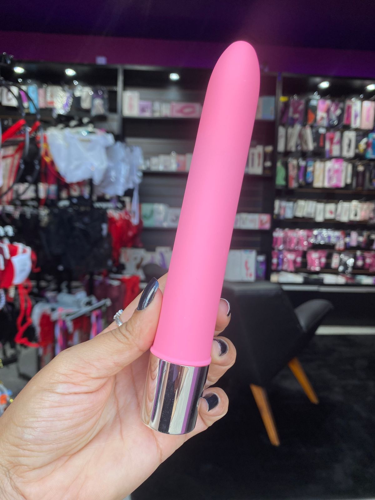 Juliano -Vibrador Personal Com 10 Vibrações Aveludado 17CM (PS007C) pilha — comprar com embalagem discreta na iFody