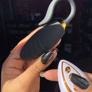 Cápsula vibratória com controle sem fio - 12 intensidades (1505) preto