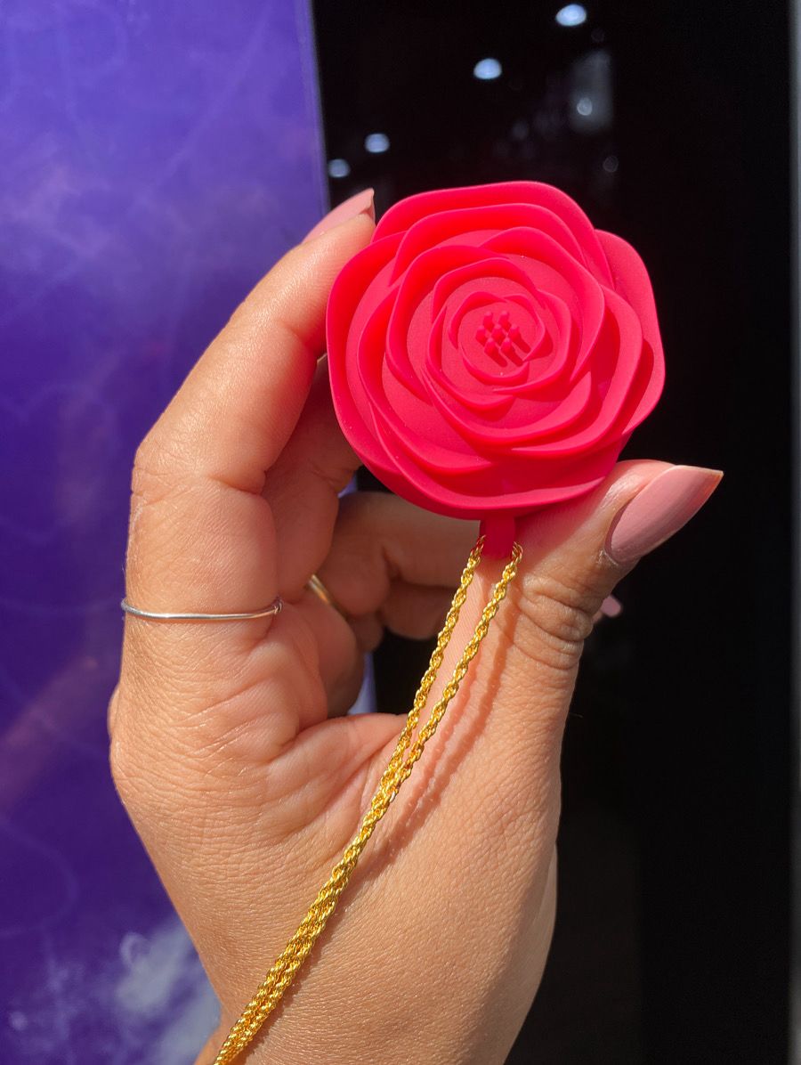 V1br4d0r Colar com Pingente Formato Rosa 10 intensidades (098) recarregável