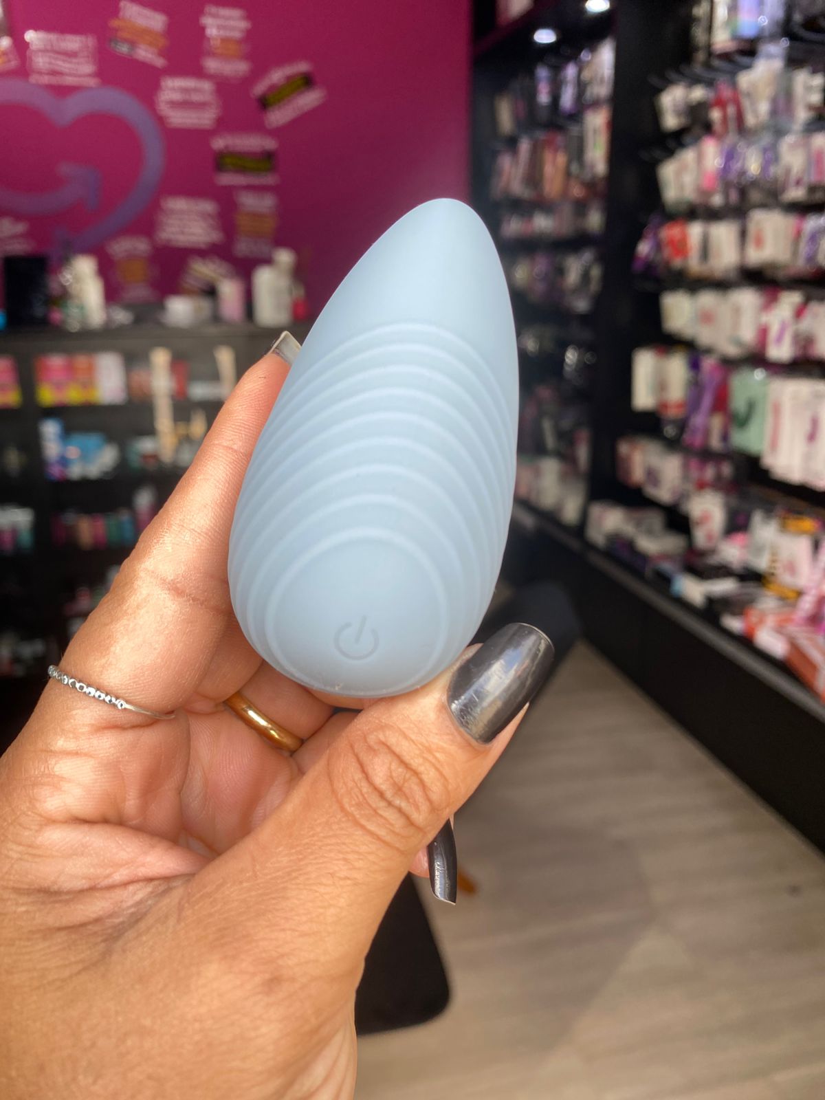 V1br4d0r de cl1t0r1s em formato de gota revestido em silicone liquido 10 intensidades (4245) recarregável