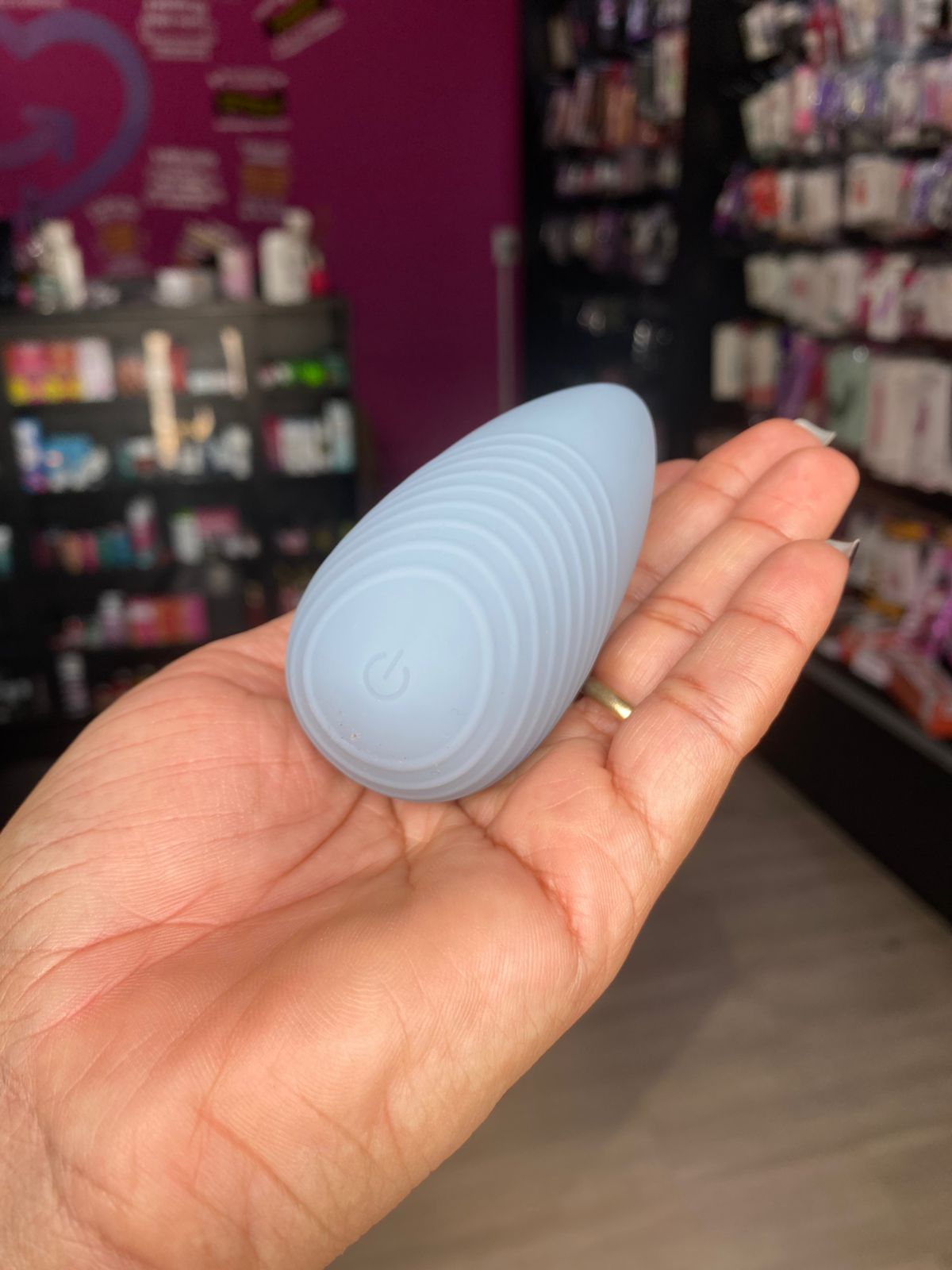 V1br4d0r de cl1t0r1s em formato de gota revestido em silicone liquido 10 intensidades (4245) recarregável