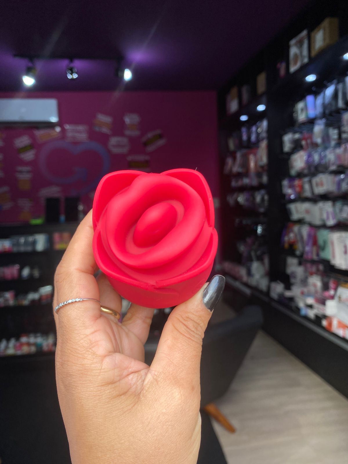 Vibrador de clitóris em formato de flor com língua vibratória 10 intensidades (8510) recarregável — foto 5