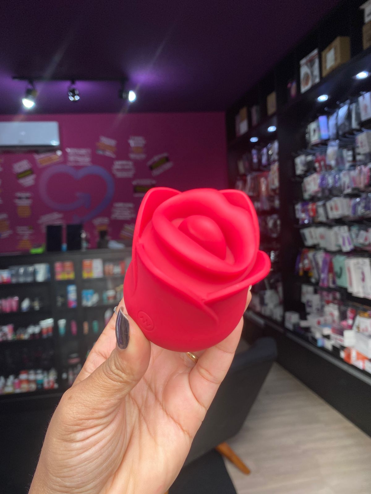 Vibrador de clitóris em formato de flor com língua vibratória 10 intensidades (8510) recarregável — foto 6