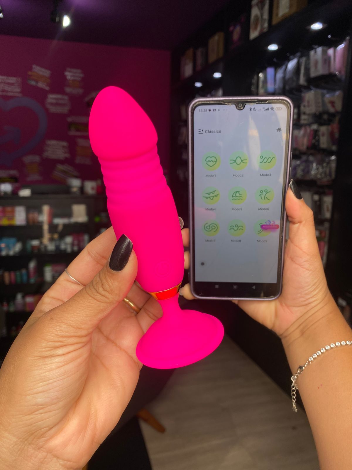 Cápsula v1br4t0r14 em formato glande por aplicativo de celular (2156) recarregável