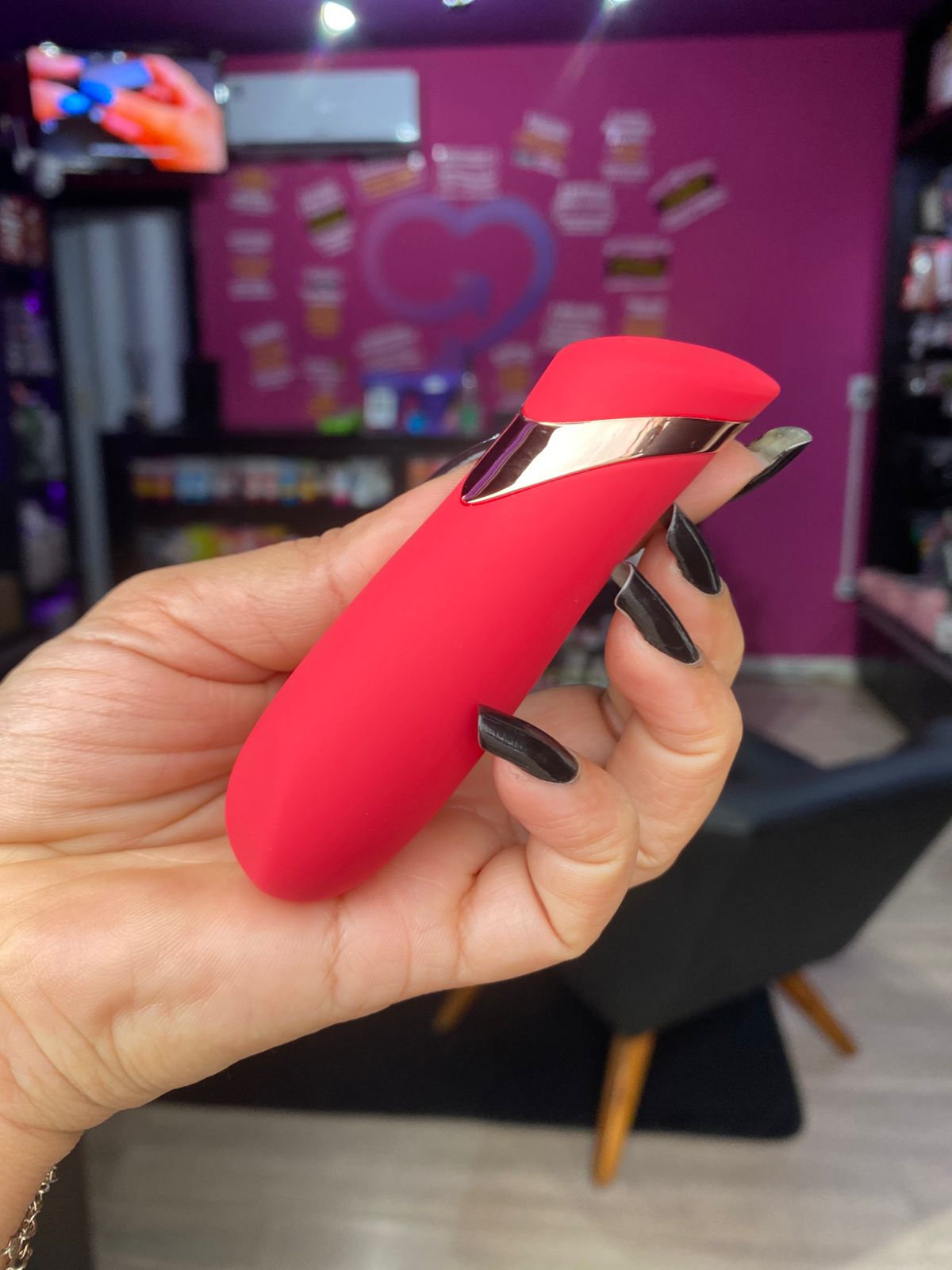 V1br4d0r de cl1t0r1s com 9 intensidades (MV124) recarregável