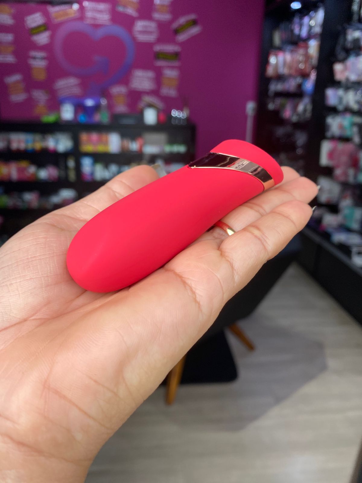 V1br4d0r de cl1t0r1s com 9 intensidades (MV124) recarregável