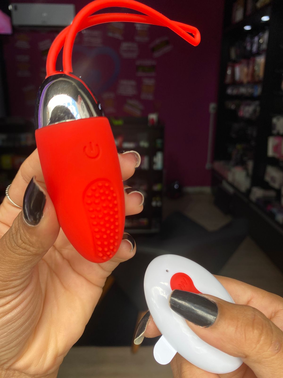 Cápsula Vibradora bull3t com Cerdas - 10 intensidades (BW011E) recarregável