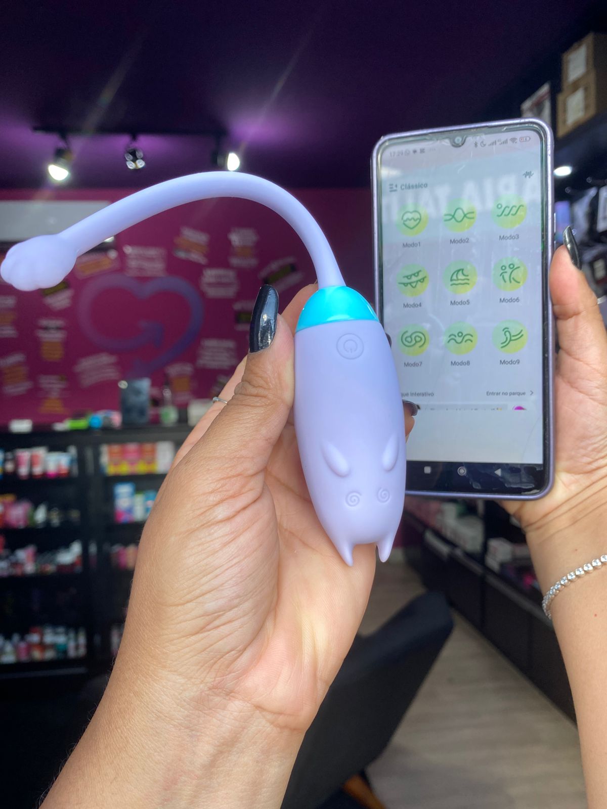 Vibradopr de aplicativo de celular 10 intensidades (BW069) recarregável