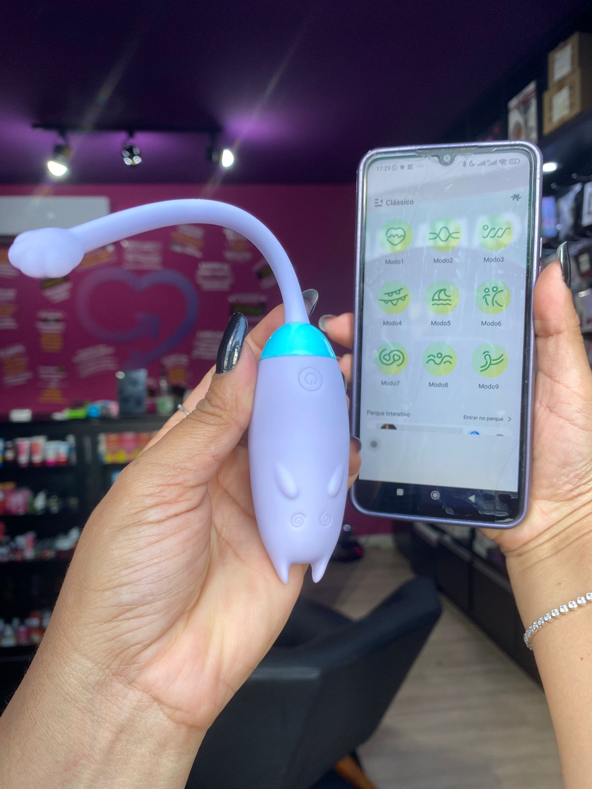 Vibradopr de aplicativo de celular 10 intensidades (BW069) recarregável