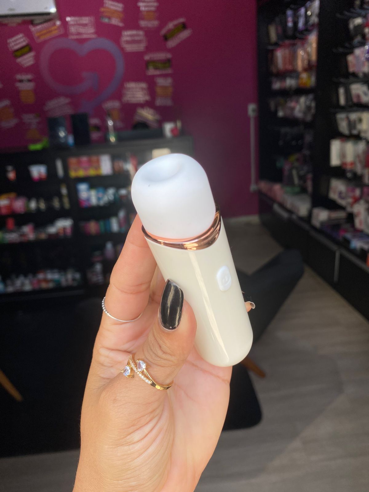 V1br4d0r de Cl1t0r1s com pulsação 10 intensidades (SU070) recarregável