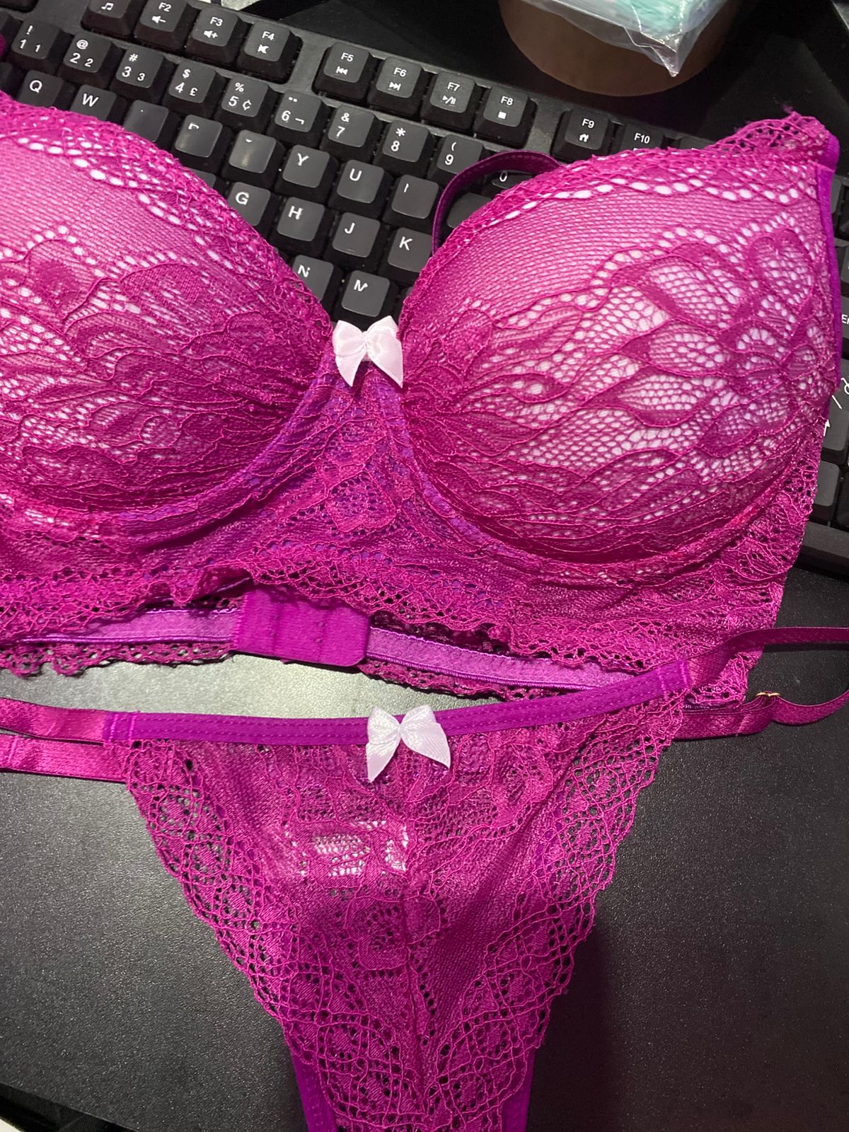 Conjunto Lavínia Em Renda Com Calcinha Fio Dental String (M)