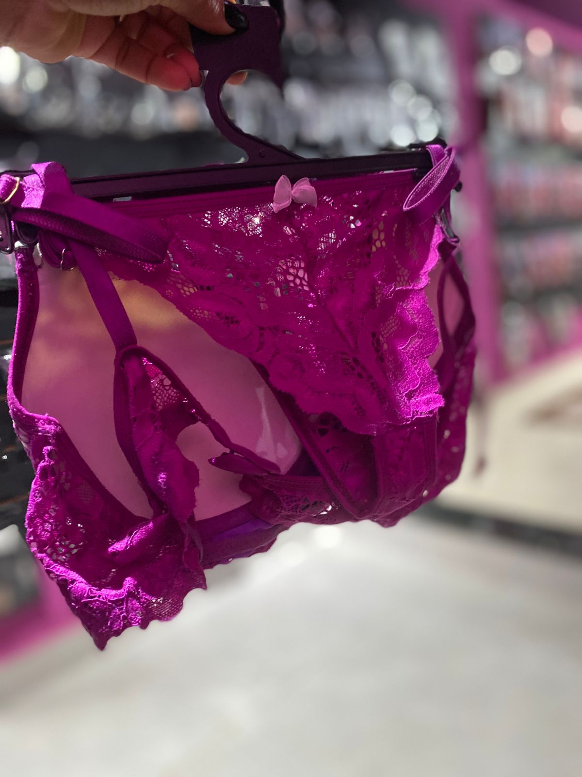 Conjunto Lavínia Em Renda Com Calcinha Fio Dental (GG)