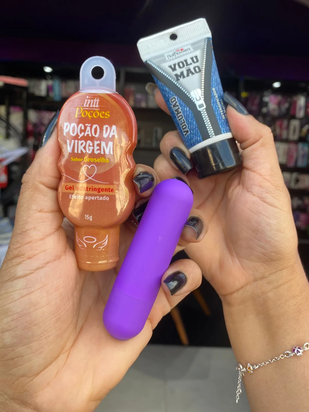 Vibrador bullet + volumão + sempre virgem