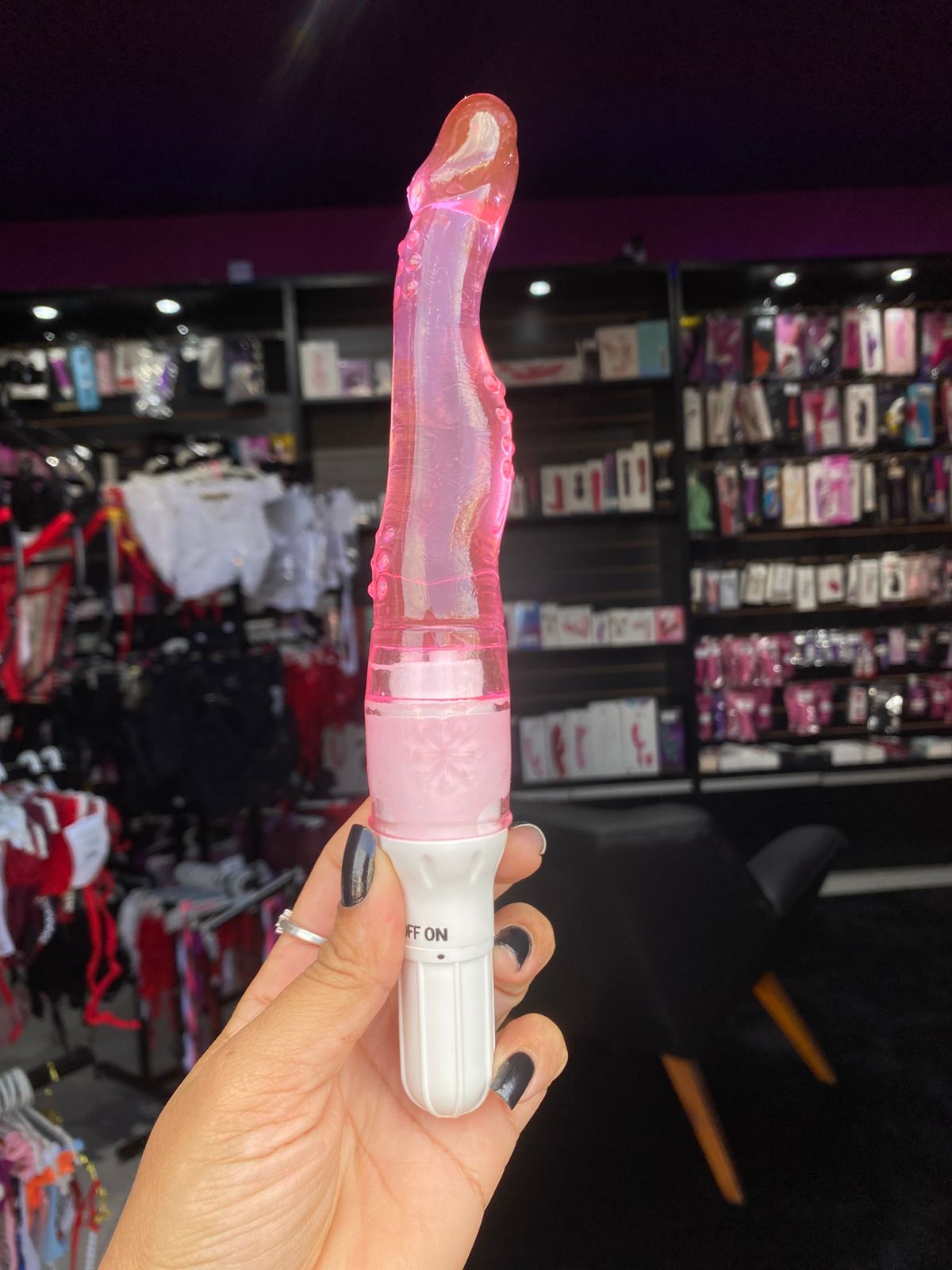 Vibrador Curvo Em Jelly com textura 01 intensidade - pilha — foto 1