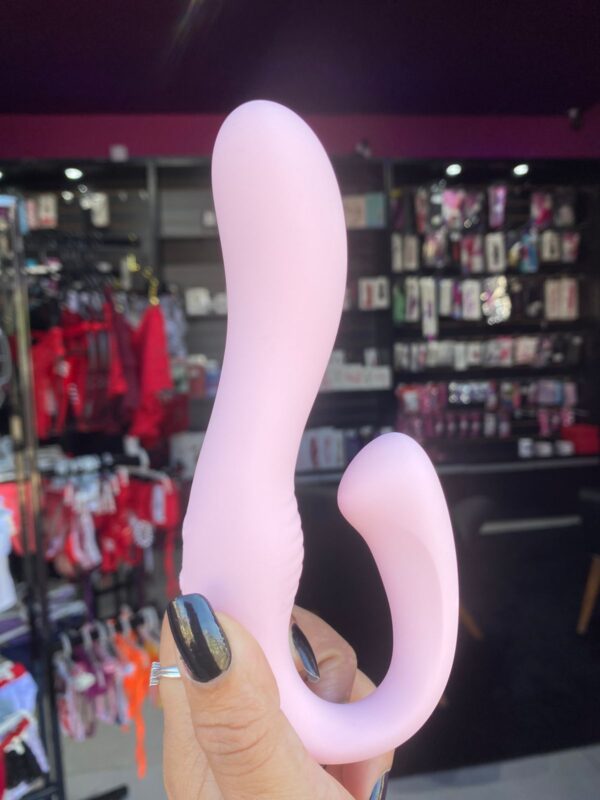 VIBRADOR Strapless COM DOIS MOTORES E 10 MODOS DE VIBRAÇÃO (8318)