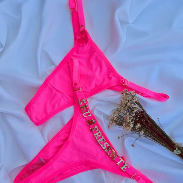 Calcinha personalizável (letras não inclusas) rosa neon