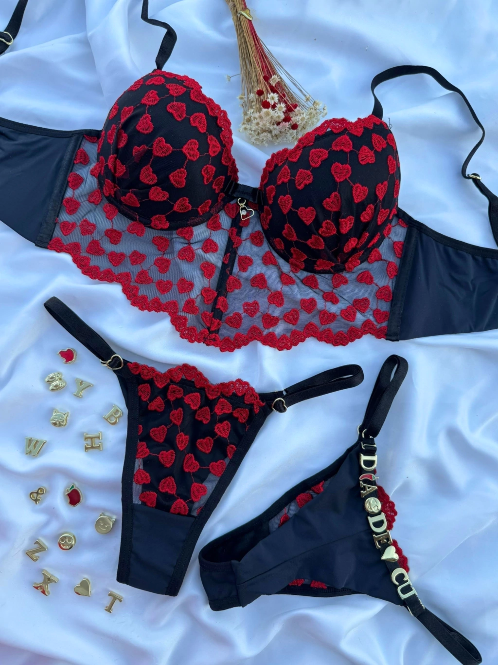 Conjunto (G) com bojo e TULE coração personalizavel (letras não inclusas) — foto 1