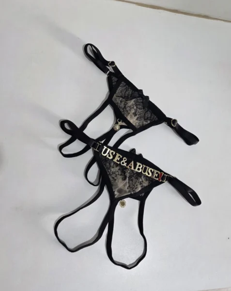 Fio Personalizavel Secretária Chinês (letras não inclusas)