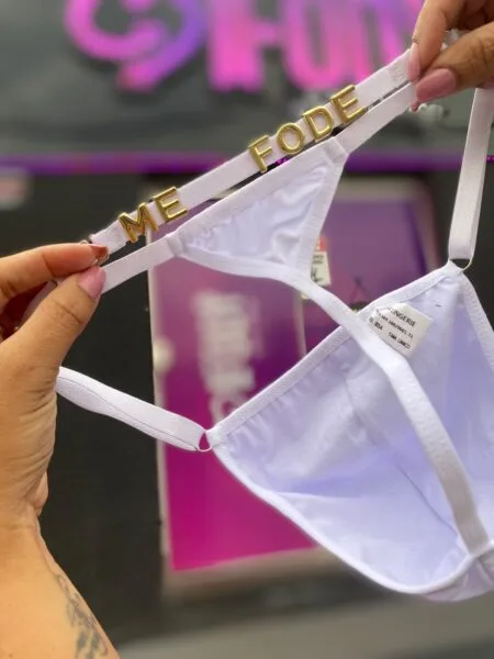 Cueca Fio Dental com Frase Personalizável (Letras vendidas separadamente)