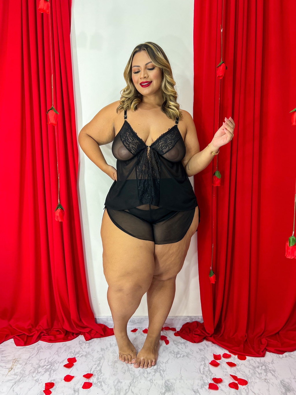 Babydool Esther + calcinha PLUS (XG) Preto — foto 1
