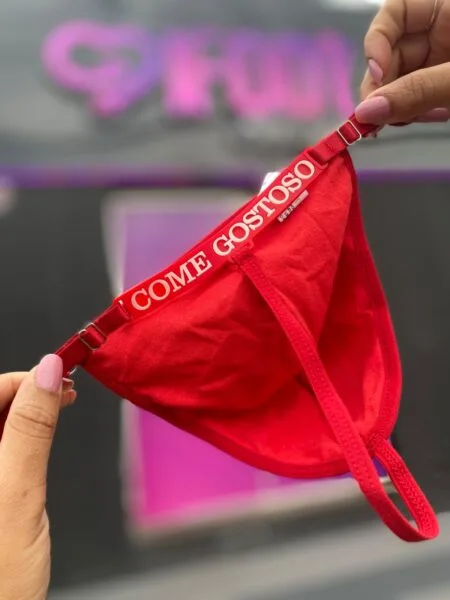 Cueca Fio Dental com Frases Neon (come gostoso) Brilha no Escuro (0012)