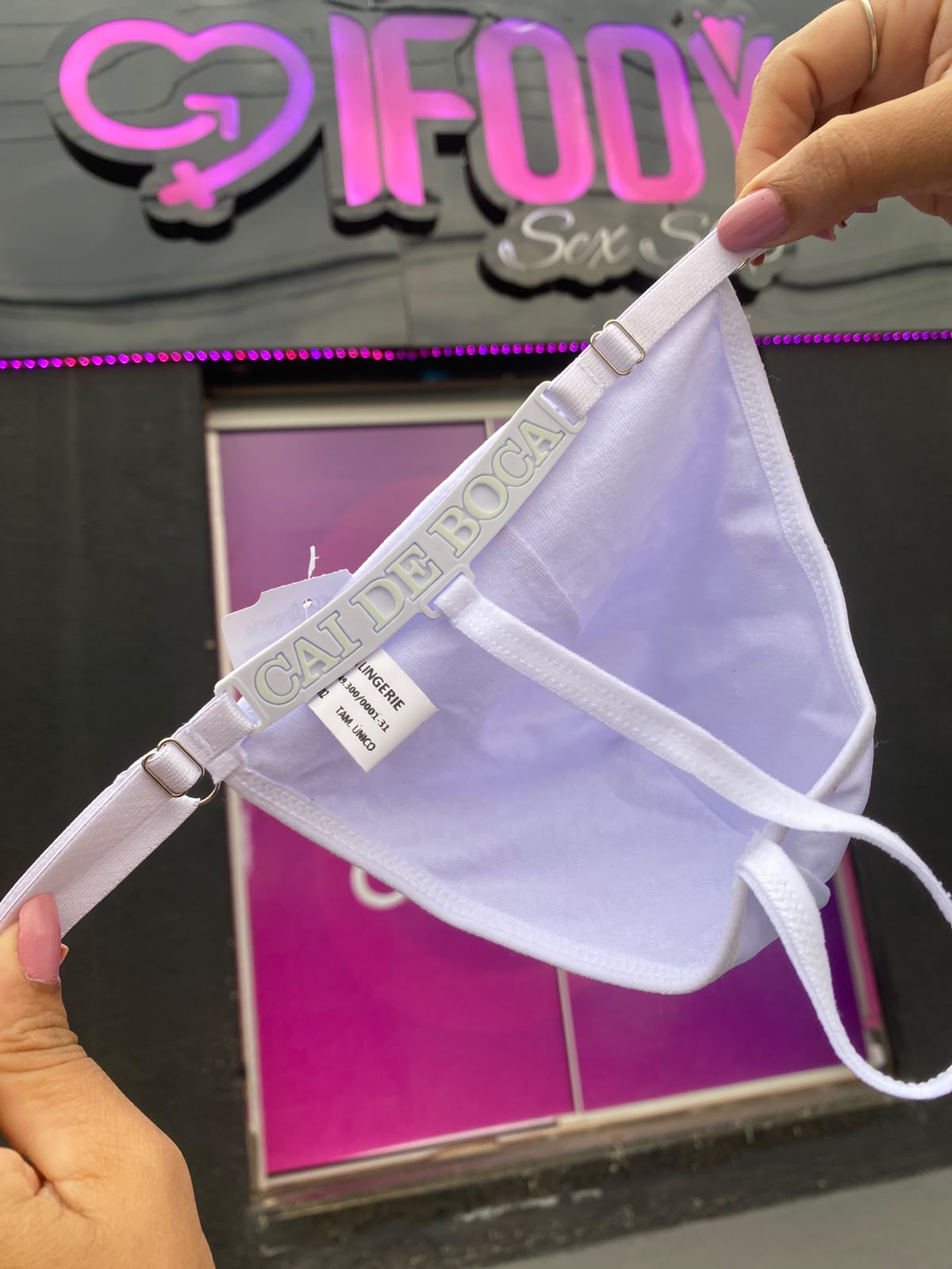 Cueca Fio Dental com Frases Neon (cai de boca) Brilha no Escuro (0012) — foto 2