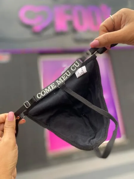 Cueca Fio Dental com Frases Neon (come meu cu) Brilha no Escuro (0012)